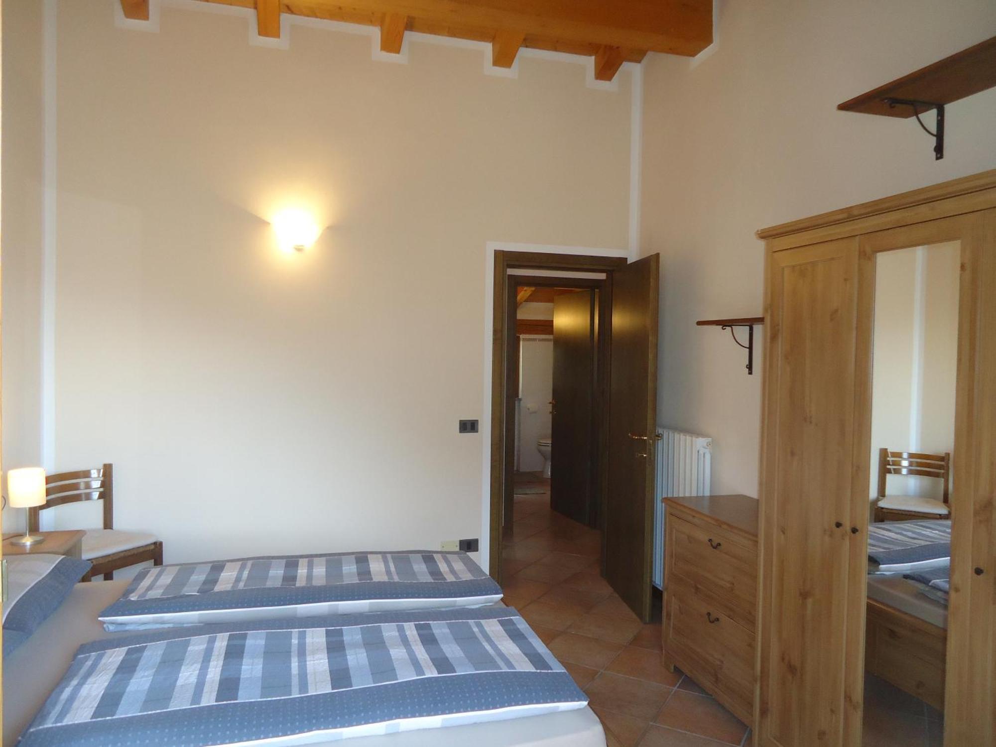 Casa Carla, Bis 4 Personen, Garten, Balkon Mit Blick Auf Den See Und Die Berge Crone Exterior photo